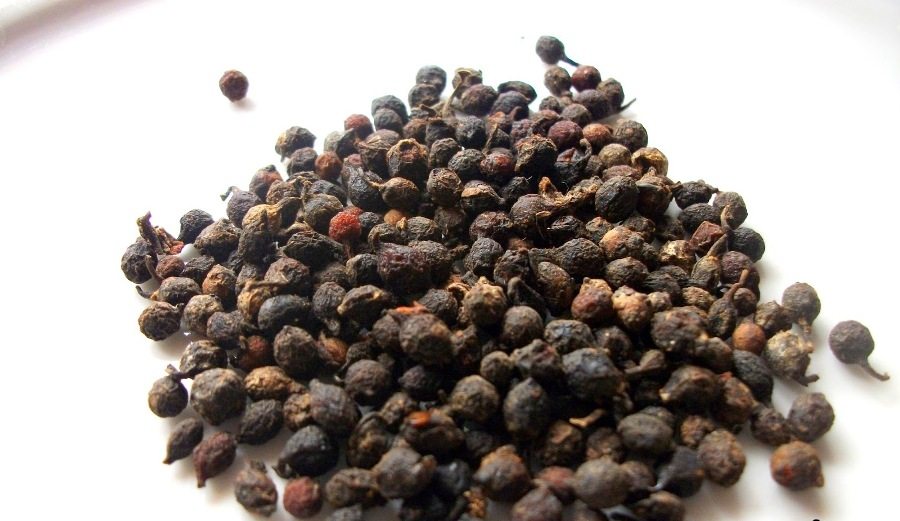 Uziza Seeds (Bush Pepper)